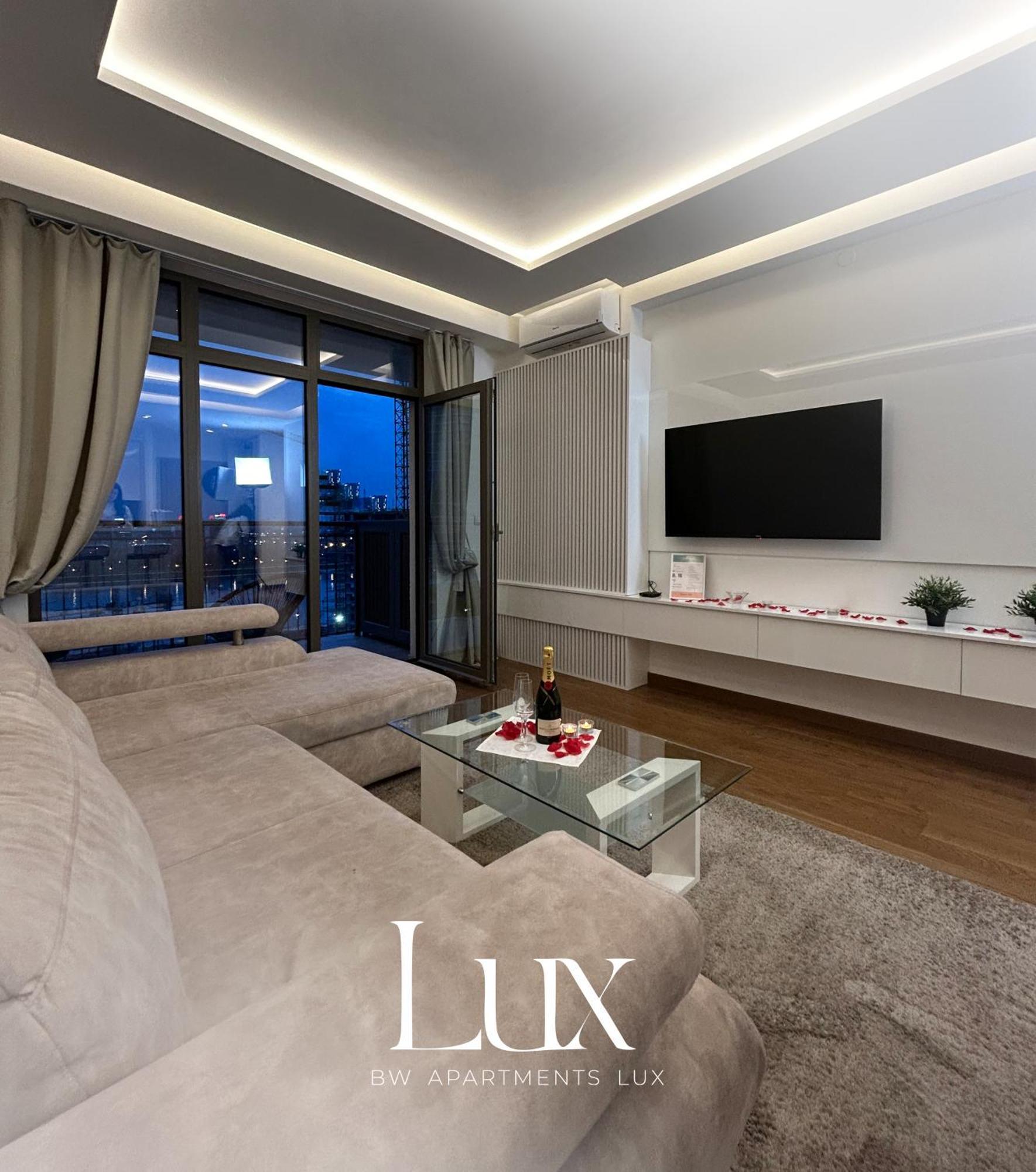 Bw Lux - Waterfront Apartment Belgrade